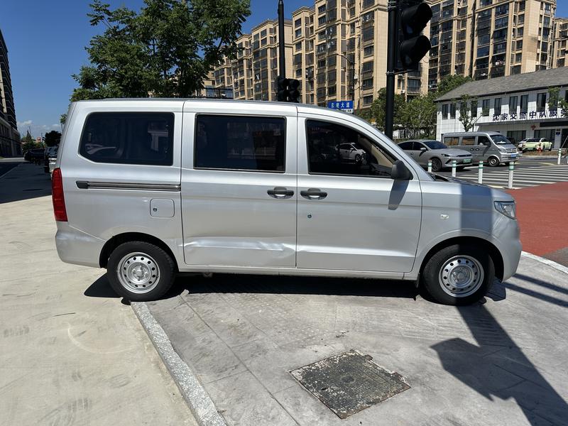Wuling Hongguang V, 2022 — фото 6 из 12