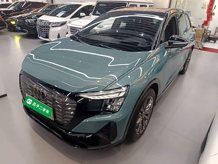 Audi Q5 e-tron, 2024 — фото 2 из 9
