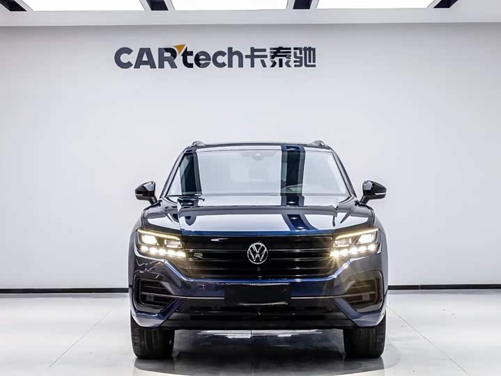 Volkswagen Touareg, 2023 — фото 2 из 9