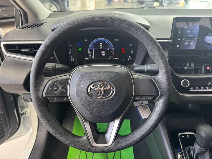 Toyota Levin, 2023 — фото 7 из 9
