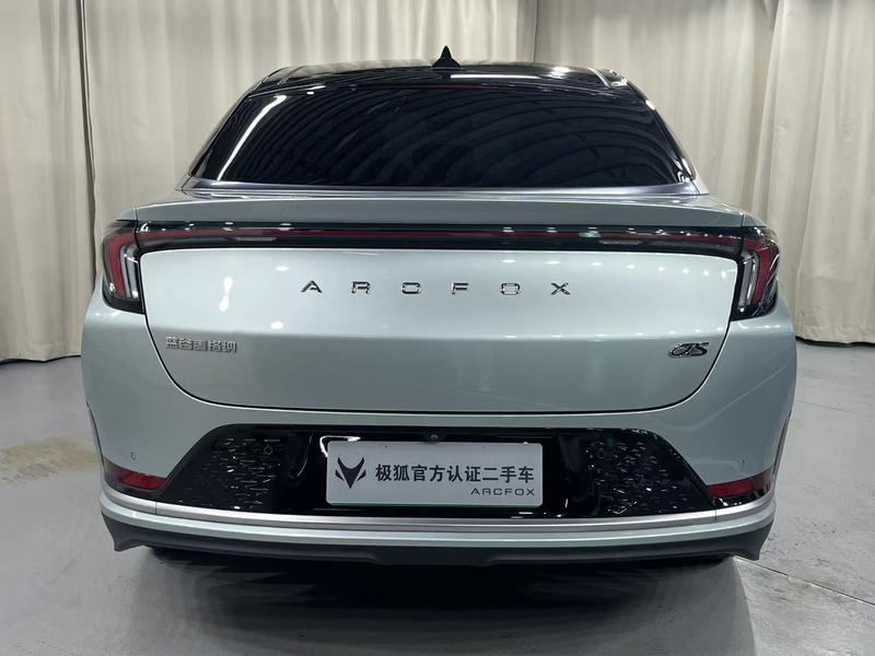 BAIC Arcfox Alpha S, 2022 — фото 5 из 12