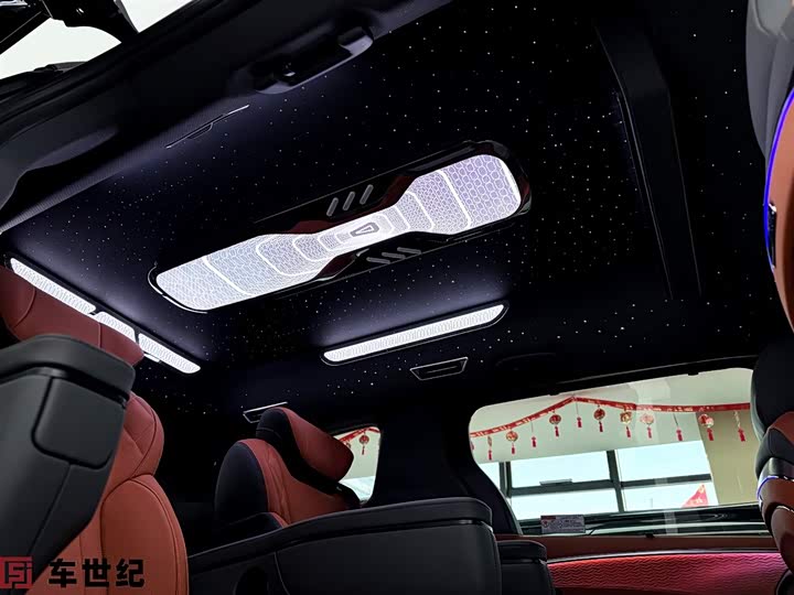 Toyota Granvia, 2025 — фото 7 из 12
