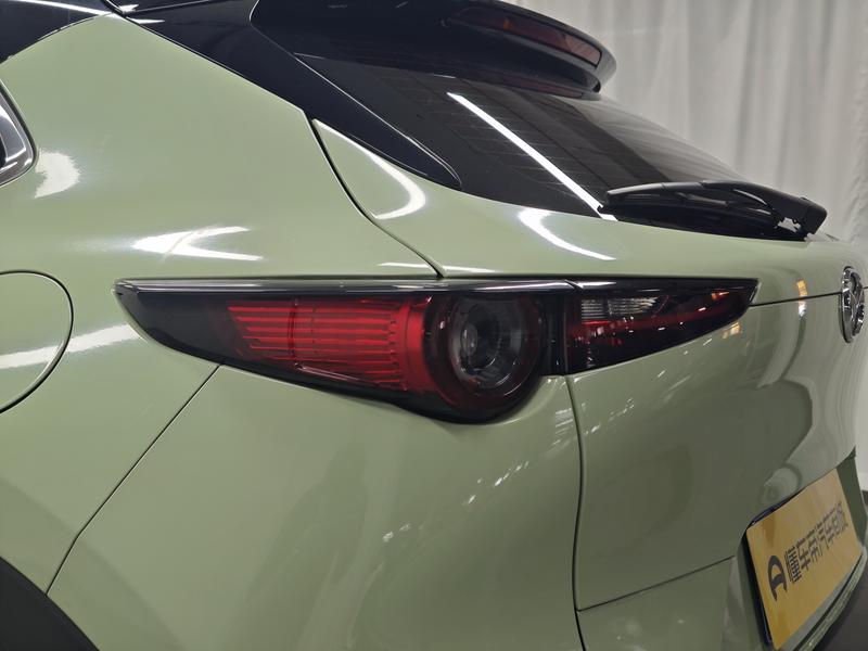 Mazda CX-30, 2022 — фото 10 из 12