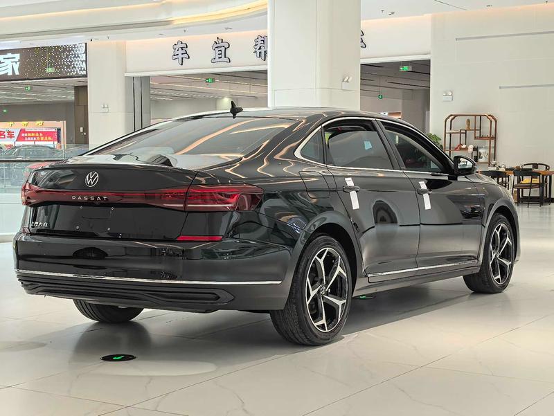 Volkswagen Passat, 2025 — фото 6 из 12