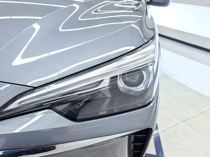 Roewe i5, 2025 — фото 5 из 9