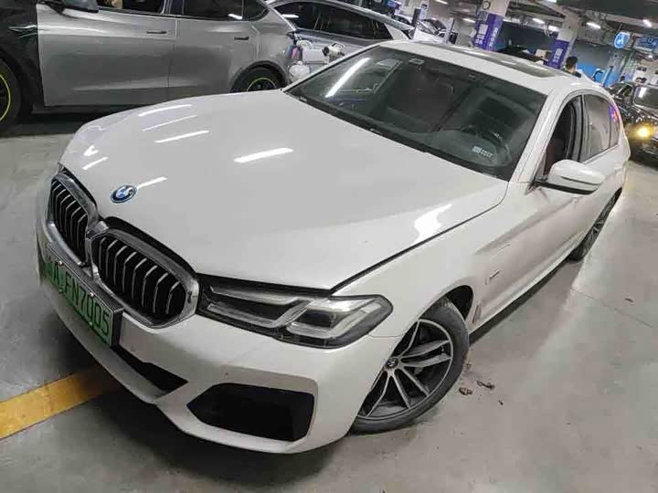 BMW 5 Series Hybrid, 2023 — купить в Орле под ключ