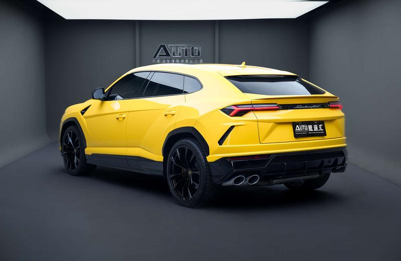 Lamborghini Urus, 2022 — фото 4 из 12