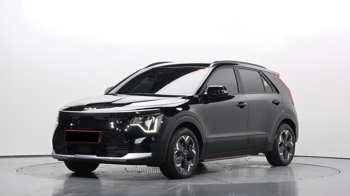 Kia Niro, 2023 — купить в Санкт-Петербурге под ключ