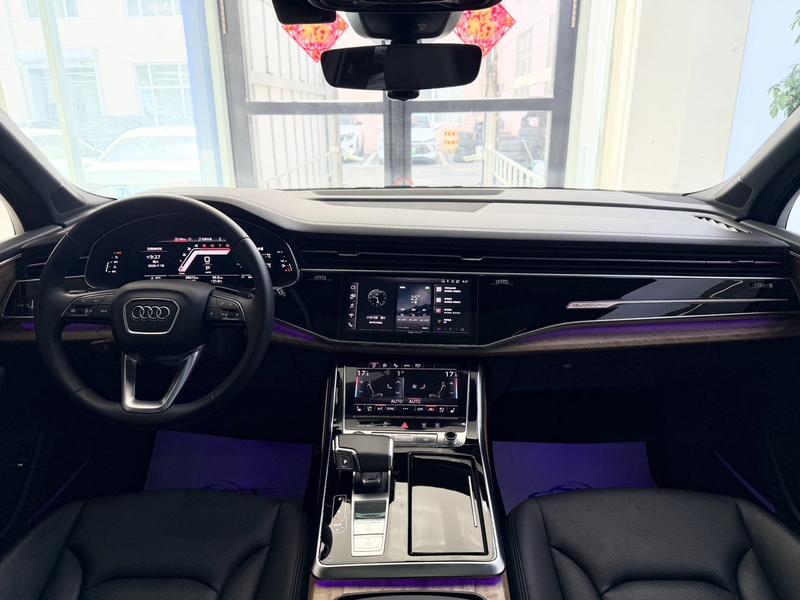 Audi Q7, 2023 — фото 7 из 11