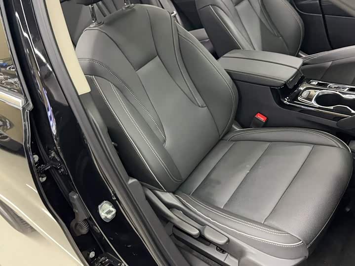 Buick Envision Plus, 2022 — фото 4 из 9