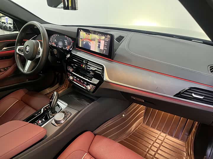BMW 5 Series, 2022 — фото 7 из 9