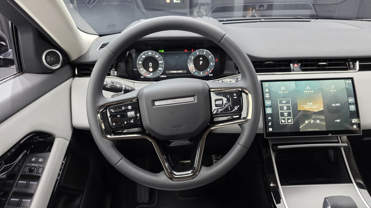 Land Rover Range Rover Evoque, 2024 — фото 12 из 12