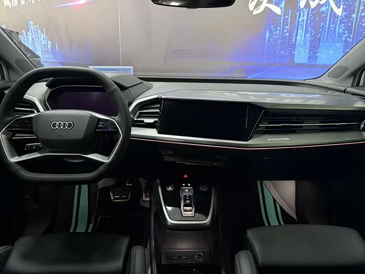 Audi Q4 e-tron, 2026 — фото 9 из 9