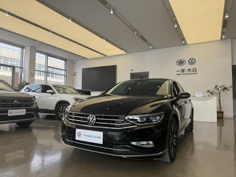 Volkswagen Magotan, 2022 — купить в Оренбурге под ключ