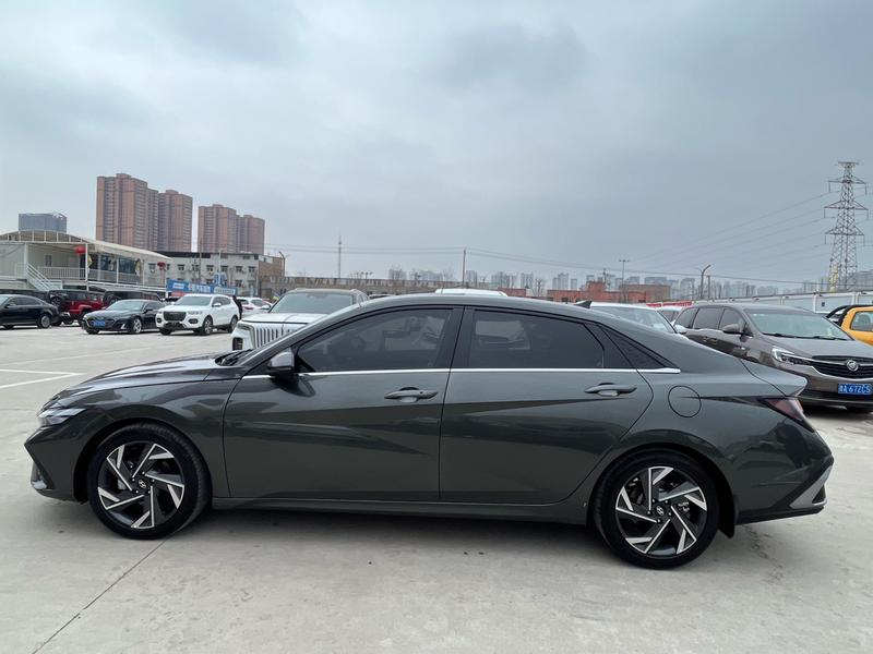 Hyundai Elantra N line, 2023 — фото 4 из 12