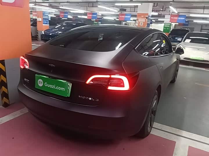 Tesla Model 3, 2023 — фото 7 из 9