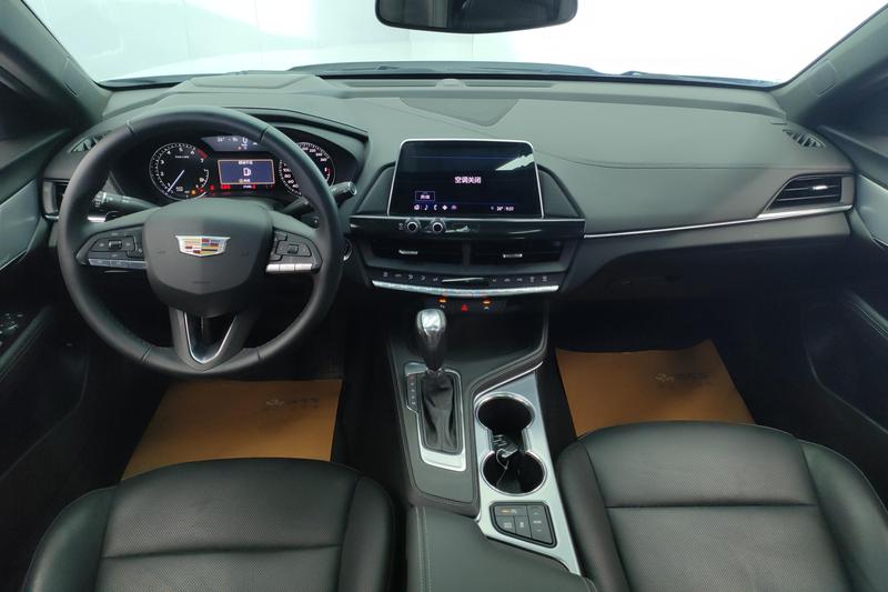Cadillac CT4, 2023 — фото 8 из 12