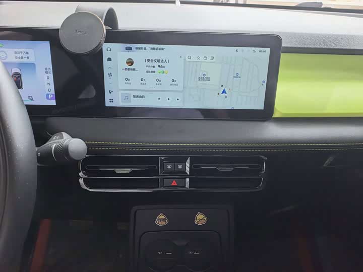 Geely Geometry E Firefly, 2022 — фото 7 из 9
