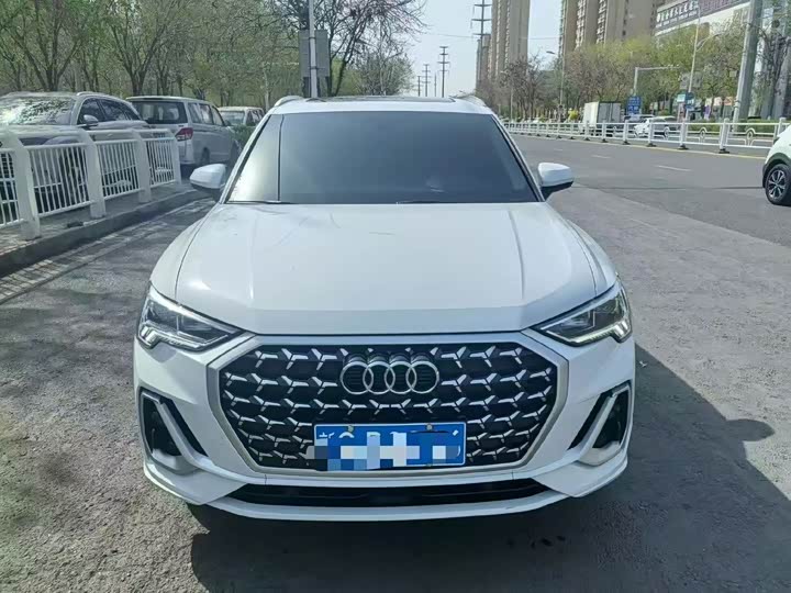 Audi Q3, 2024 — фото 2 из 9