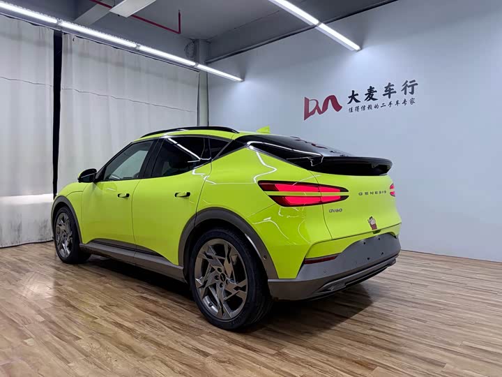 Genesis GV60, 2022 — фото 8 из 9
