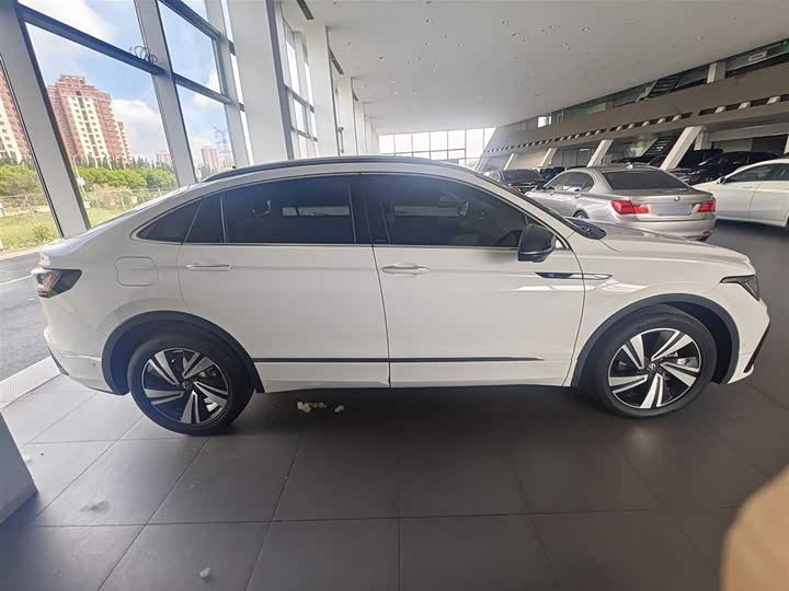 Volkswagen Tiguan X, 2023 — фото 6 из 9