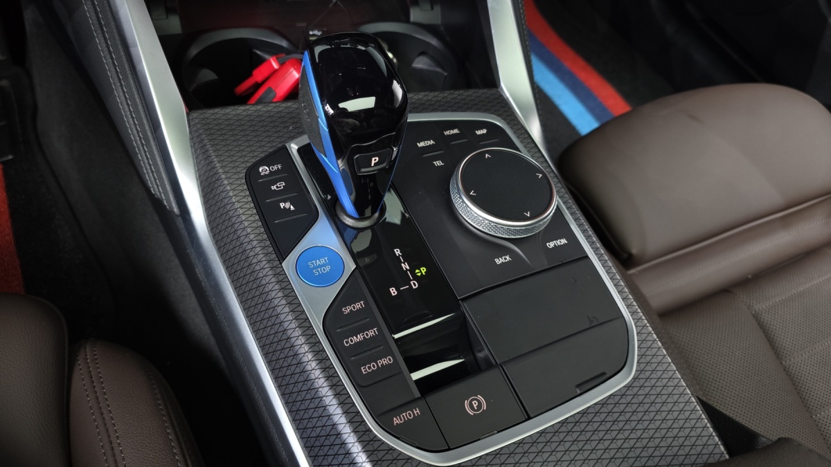 BMW i4, 2022 — фото 9 из 12