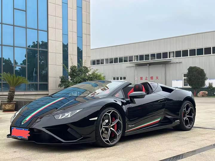 Lamborghini Huracán, 2023 — купить в Кирове под ключ