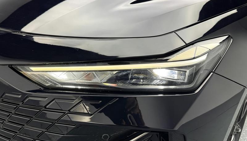 Changan UNI-V Hybrid, 2022 — фото 9 из 12
