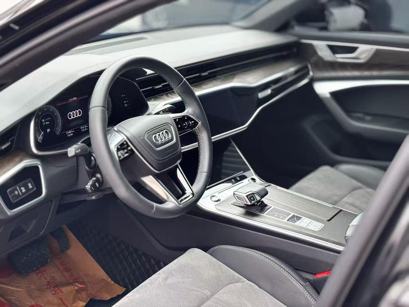 Audi A6L Hybrid, 2023 — фото 8 из 10
