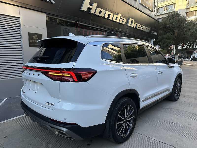 Chery Tiggo 8 Pro, 2022 — фото 6 из 11