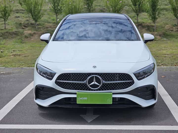 Mercedes-Benz A-Class, 2024 — фото 2 из 9