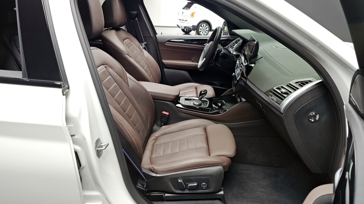 BMW X4, 2025 — фото 9 из 12