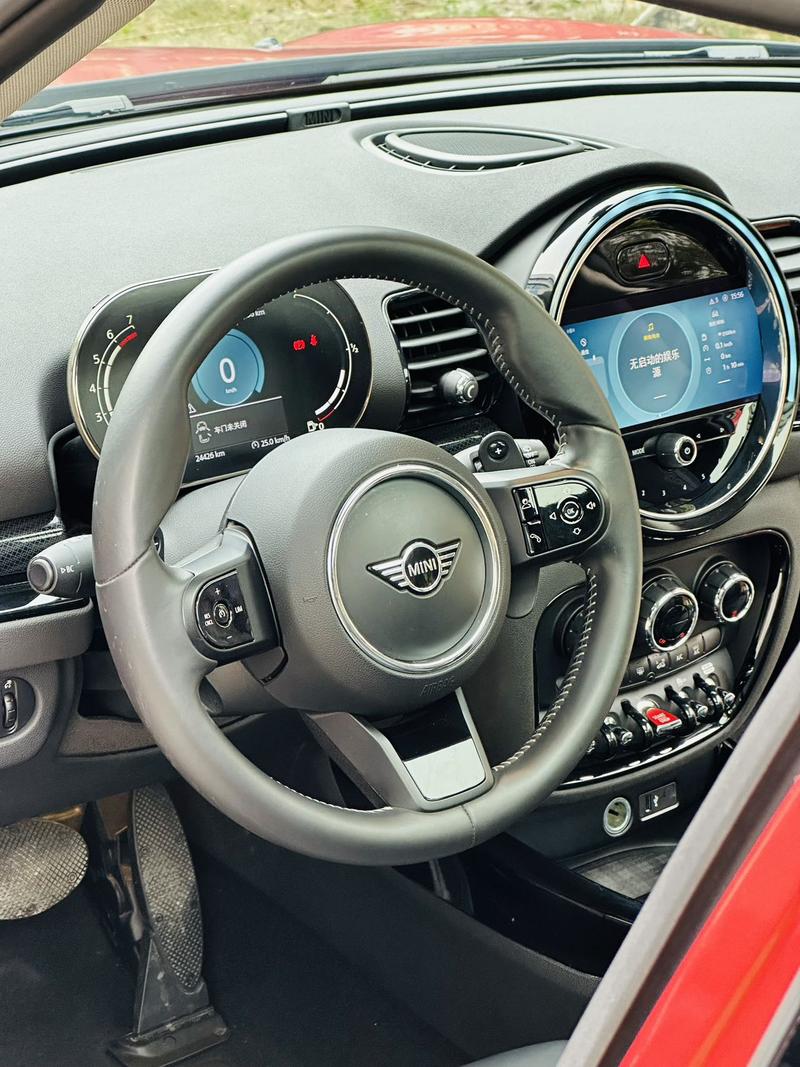 Mini Clubman, 2022 — фото 7 из 10