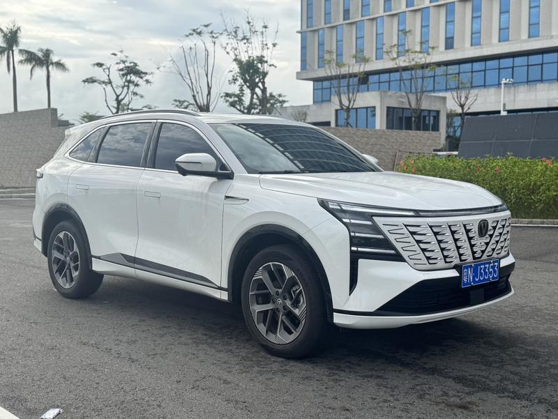 Changan CS75 Plus, 2026 — фото 3 из 9