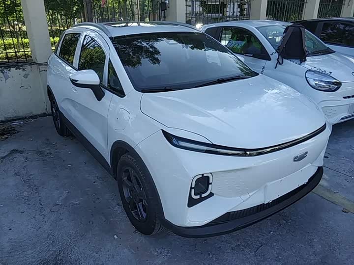 Geely Geometry E Firefly, 2025 — фото 4 из 9