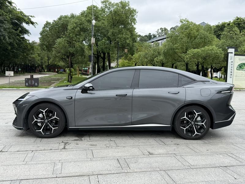 Changan Deepal SL03, 2025 — фото 4 из 12