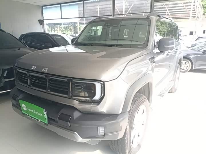 BAIC Beijing BJ40 Hybrid, 2025 — купить в Брянске под ключ