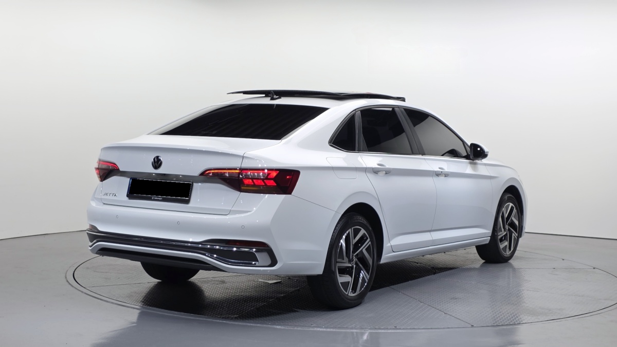 Volkswagen Jetta, 2022 — фото 2 из 12