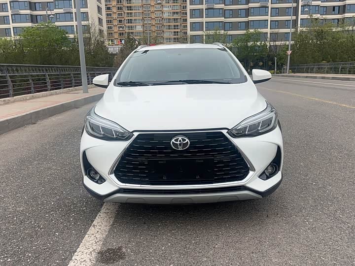 Toyota Yaris L Hatchback, 2022 — фото 4 из 9
