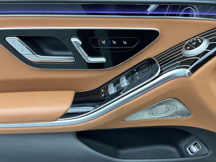 Mercedes-Benz S-Class, 2024 — фото 5 из 9