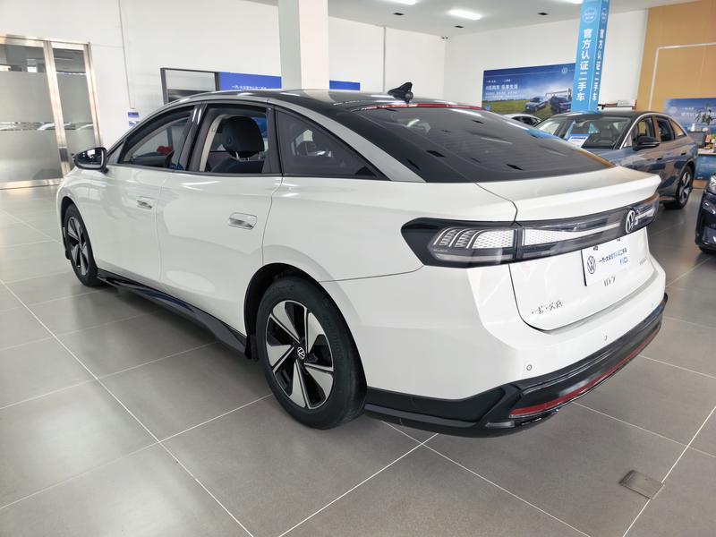 Volkswagen ID.7 Vizzion, 2025 — фото 4 из 12