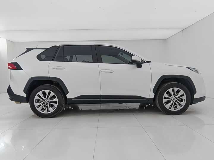 Toyota Wildlander, 2023 — фото 6 из 9