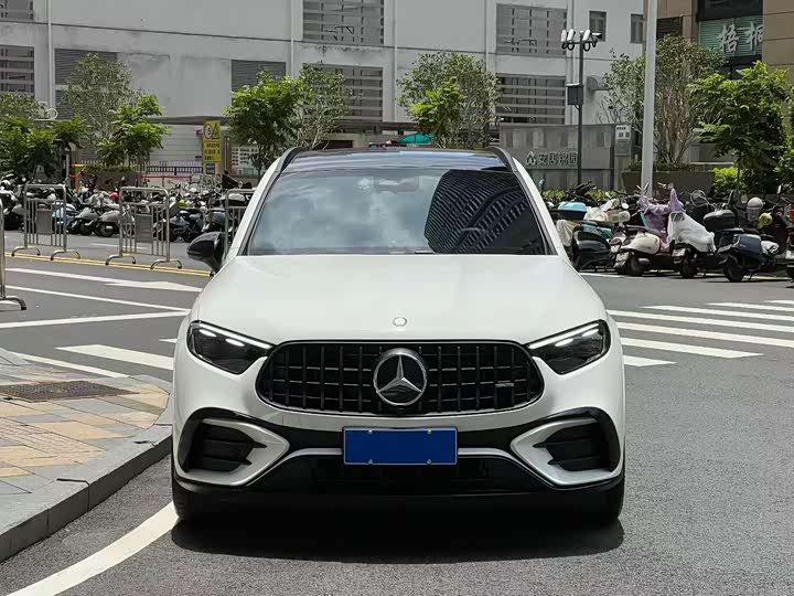 Mercedes-Benz GLC-Class AMG, 2026 — фото 2 из 9