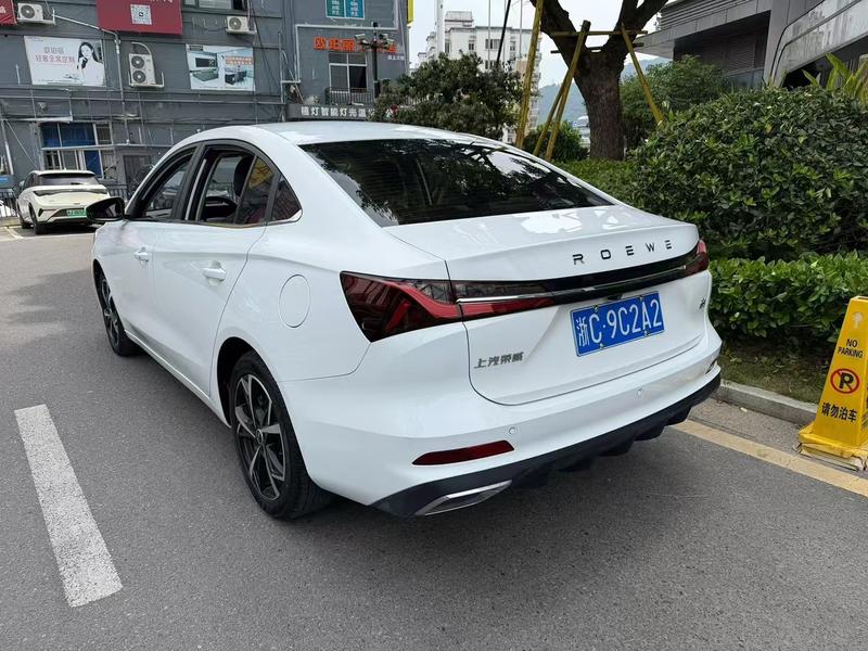 Roewe i5, 2023 — фото 4 из 10