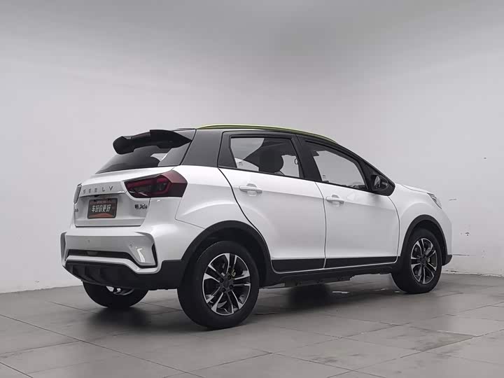 Geely Geometry EX3, 2022 — фото 2 из 9
