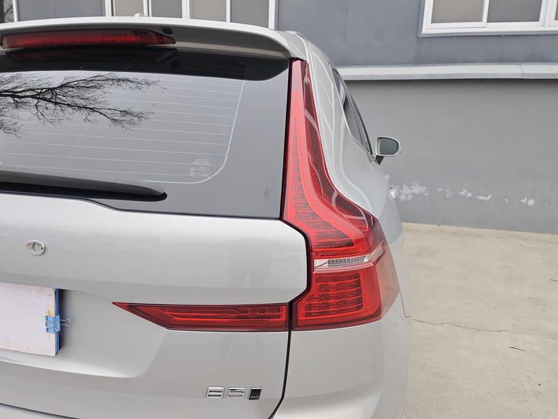 Volvo XC60, 2022 — фото 9 из 12