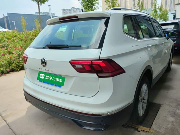 Volkswagen Tiguan L Pro, 2024 — фото 7 из 9