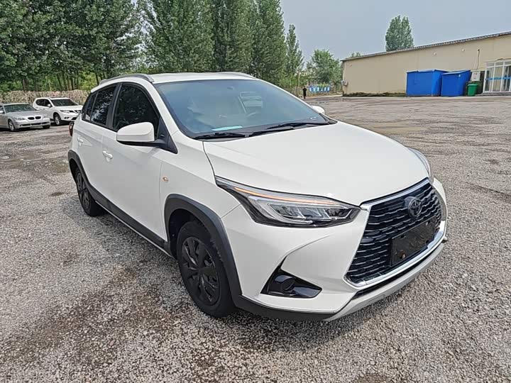 Toyota Yaris L Hatchback, 2022 — фото 4 из 9