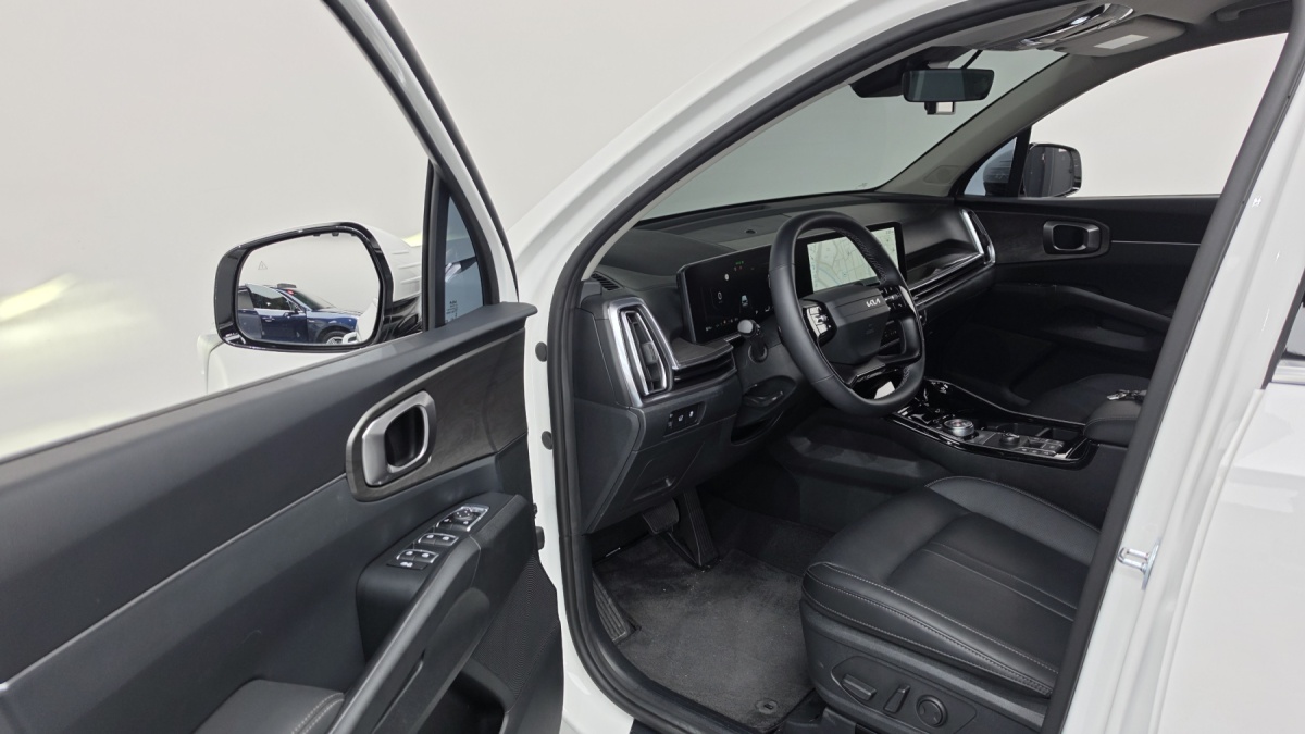 Kia Sorento, 2025 — фото 9 из 12