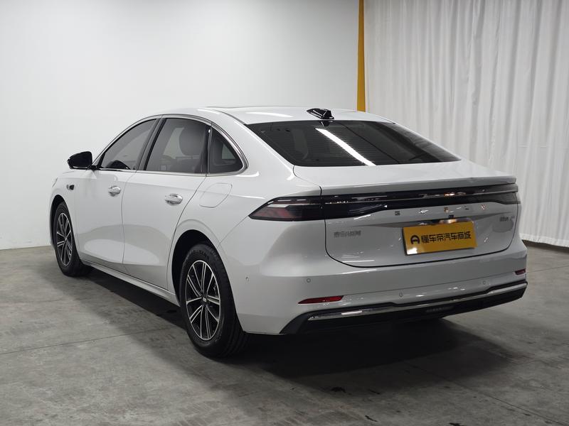 Geely Galaxy A7, 2025 — фото 5 из 12